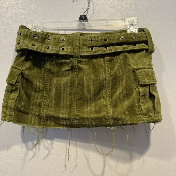 Urban Outfitters Micro Mini Skirt Green Corduroy Cargo Y2K Grunge Women sz Small - Picture 8 of 8